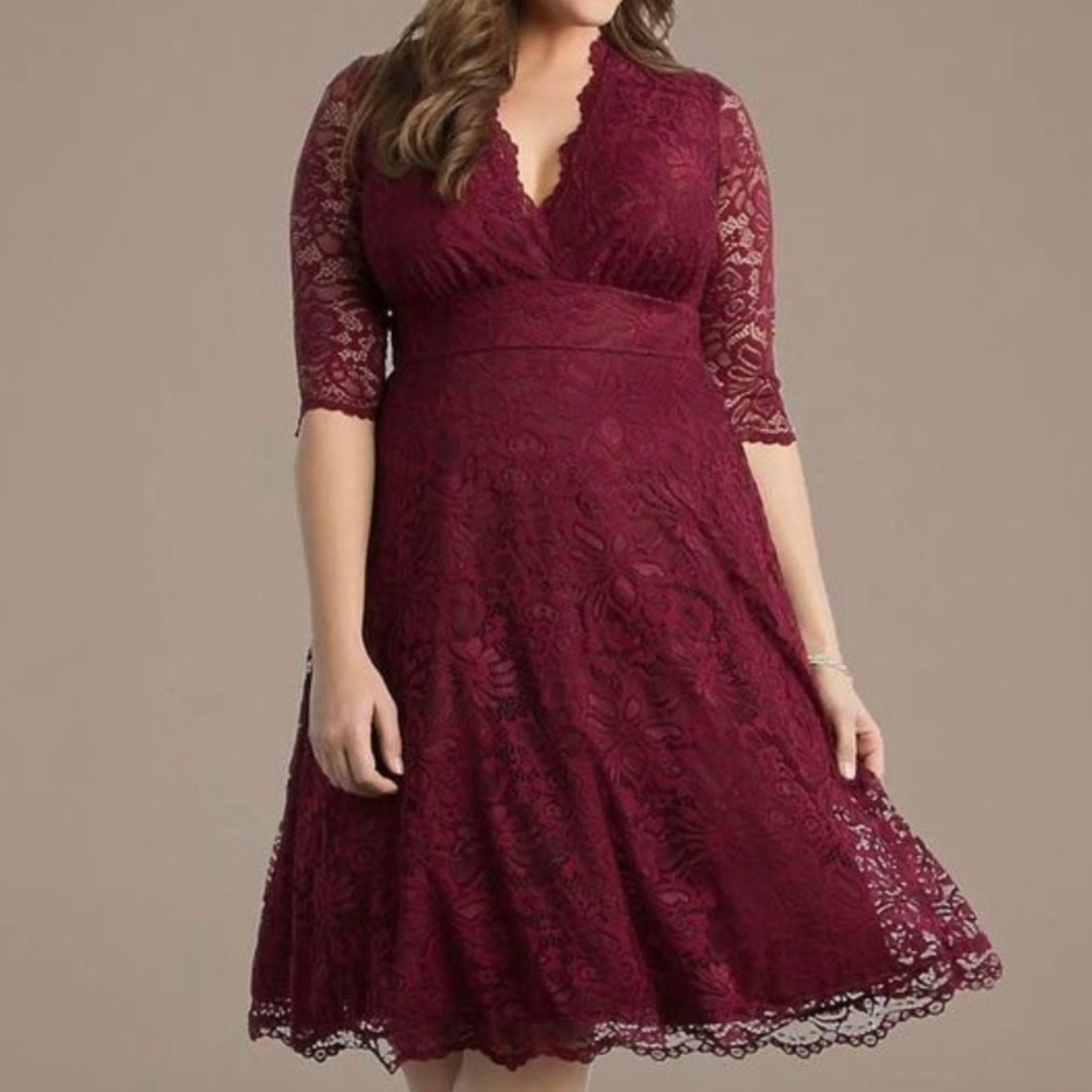 Mademoiselle Lace Cocktail Dress